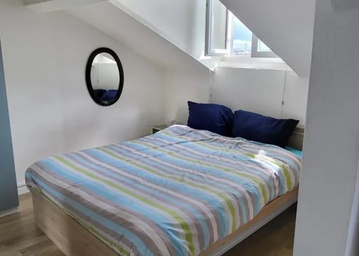 Cosy Levallois Apartman